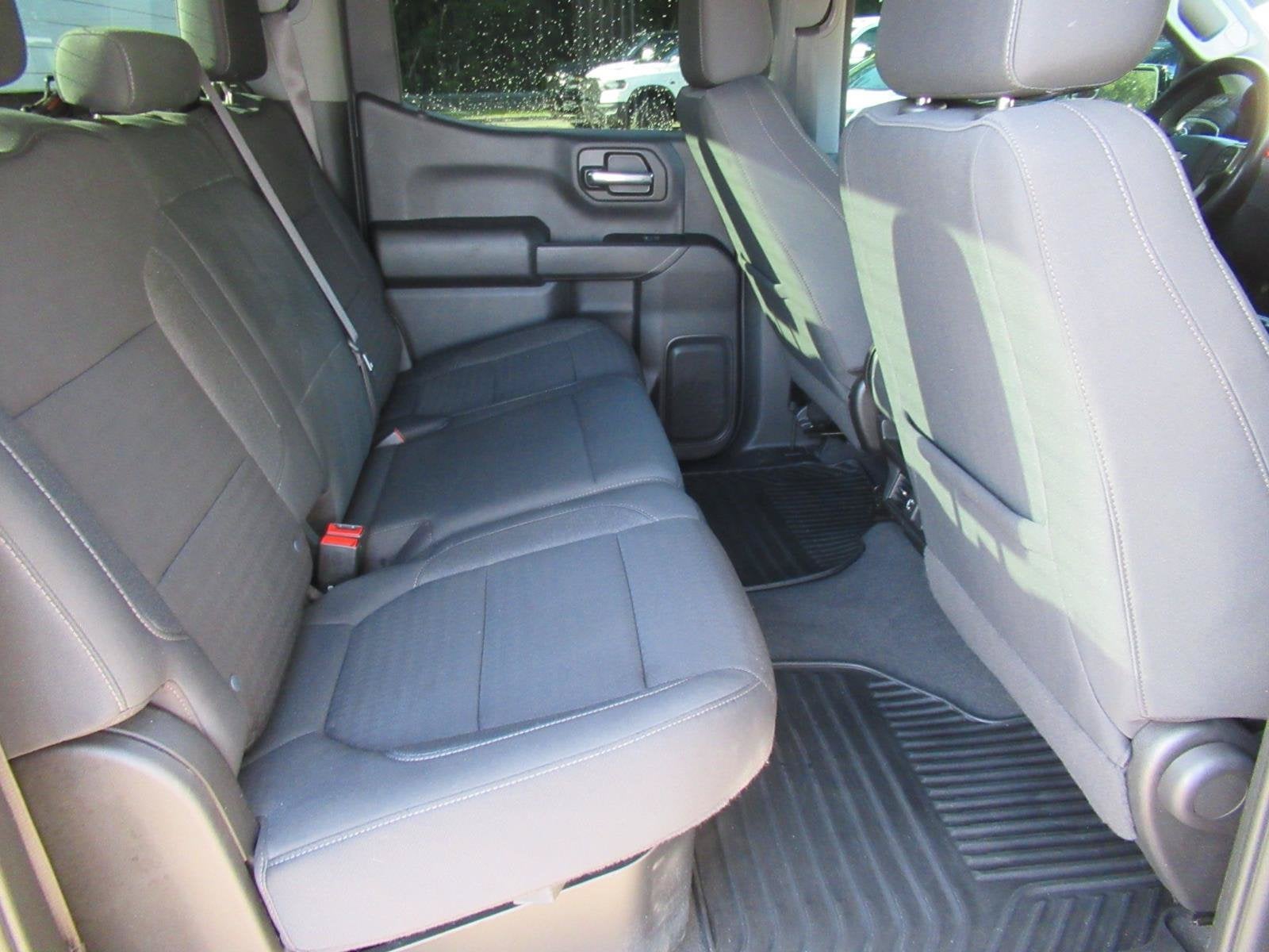 2022 Chevrolet Silverado 1500 LTD 4WD Crew Cab Short Bed LT with 2FL