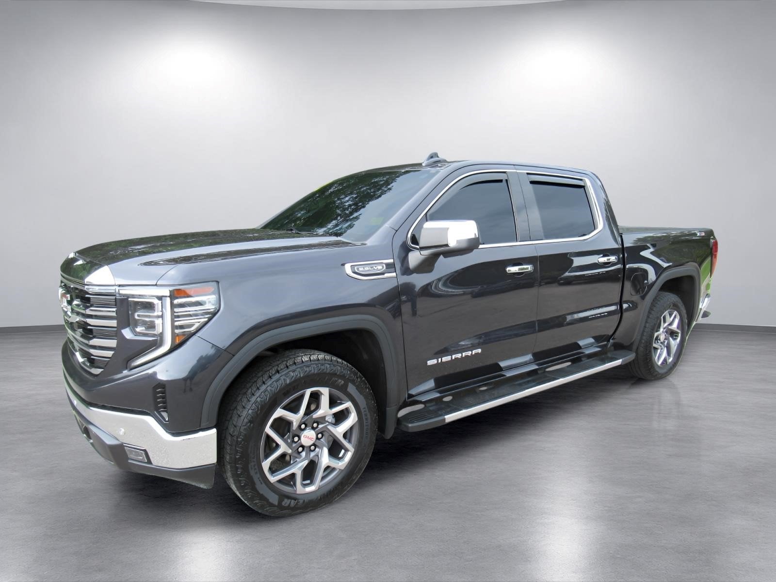 2022 GMC Sierra 1500 4WD Crew Cab Short Box SLT