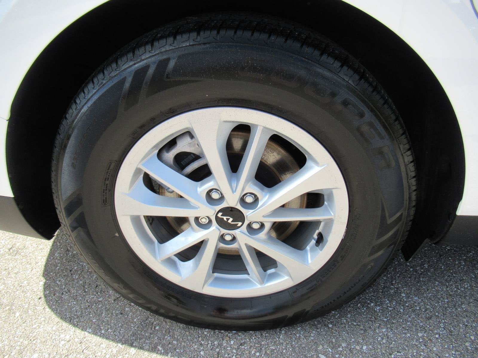 2024 Kia Carnival LX Seat Package