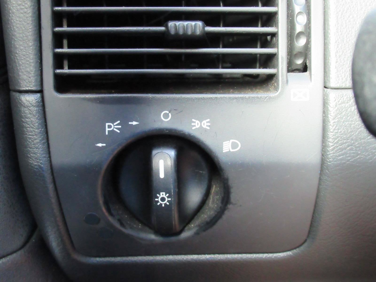 2007 Chrysler Crossfire Base