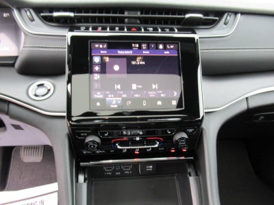 2026 Jeep Grand Cherokee GRAND CHEROKEE LAREDO X 4X2