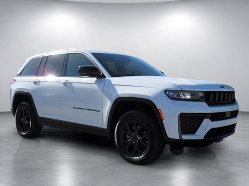 2027 Jeep Grand Cherokee GRAND CHEROKEE LAREDO ALTITUDE 4X2