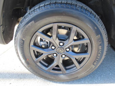 2027 Jeep Grand Cherokee GRAND CHEROKEE LAREDO ALTITUDE 4X2