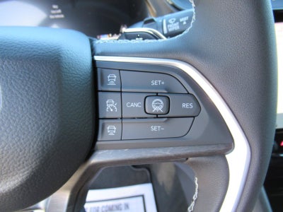 2027 Jeep Grand Cherokee GRAND CHEROKEE LAREDO ALTITUDE 4X2