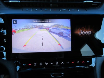2027 Jeep Grand Cherokee GRAND CHEROKEE LAREDO ALTITUDE 4X2