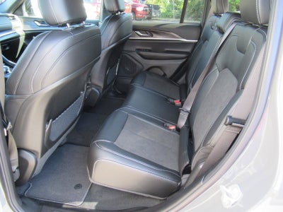 2027 Jeep Grand Cherokee GRAND CHEROKEE LAREDO ALTITUDE 4X2