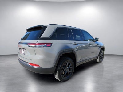 2027 Jeep Grand Cherokee GRAND CHEROKEE LAREDO ALTITUDE 4X2
