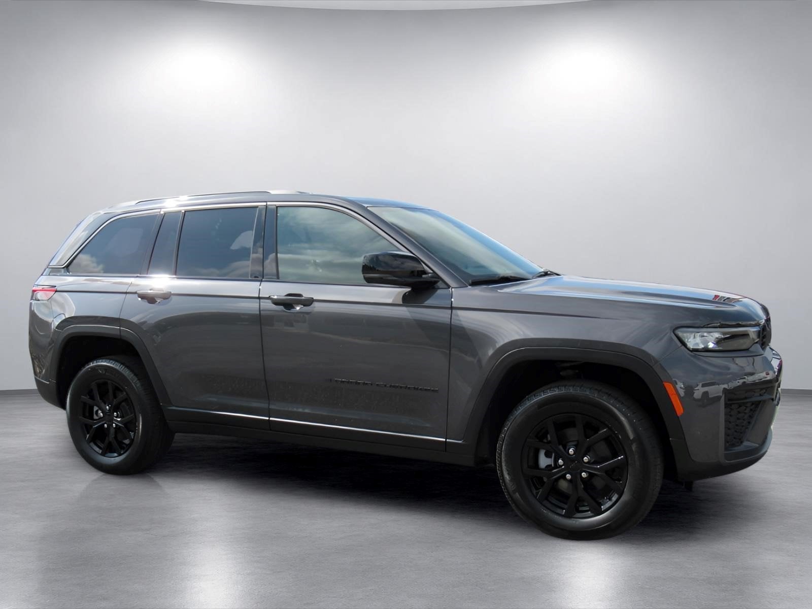 2026 Jeep Grand Cherokee GRAND CHEROKEE LAREDO ALTITUDE 4X2