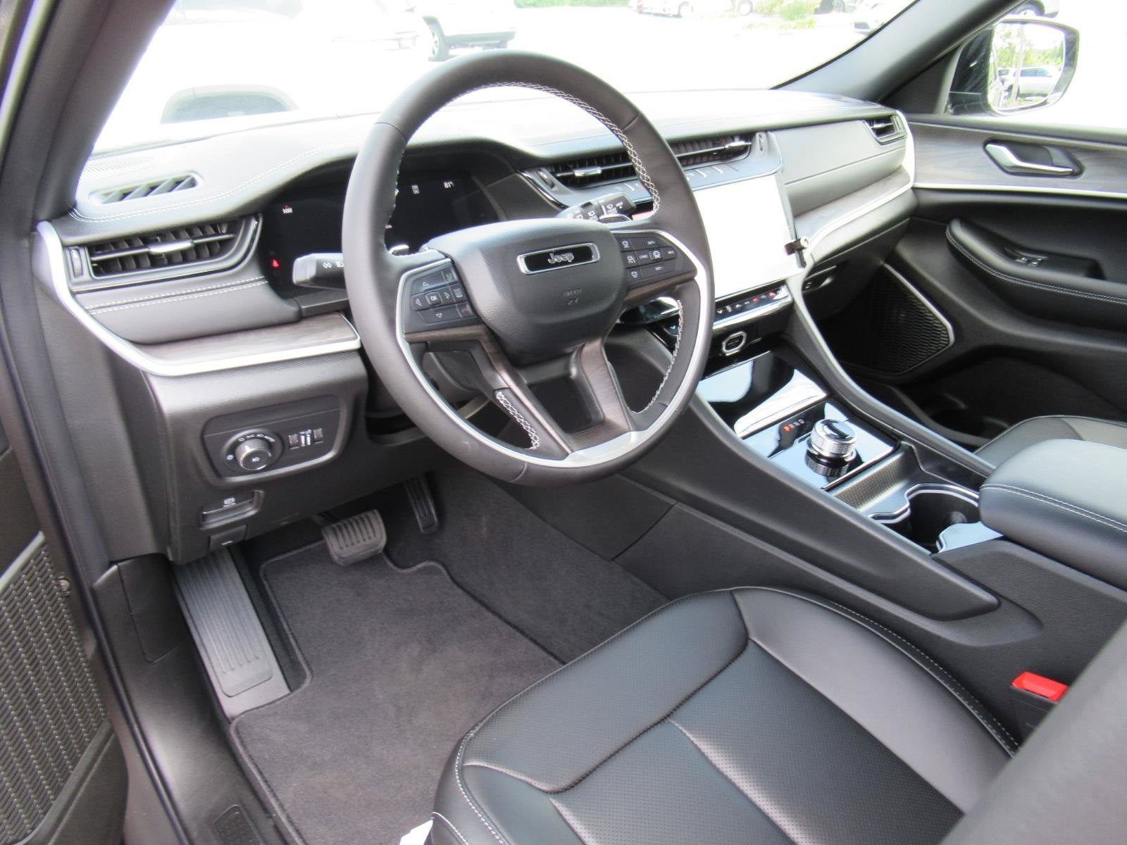 2026 Jeep Grand Cherokee GRAND CHEROKEE LIMITED 4X2