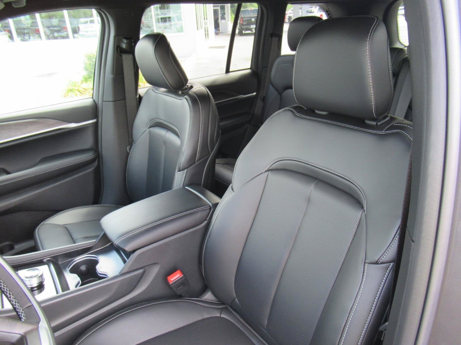 2026 Jeep Grand Cherokee GRAND CHEROKEE LIMITED 4X2