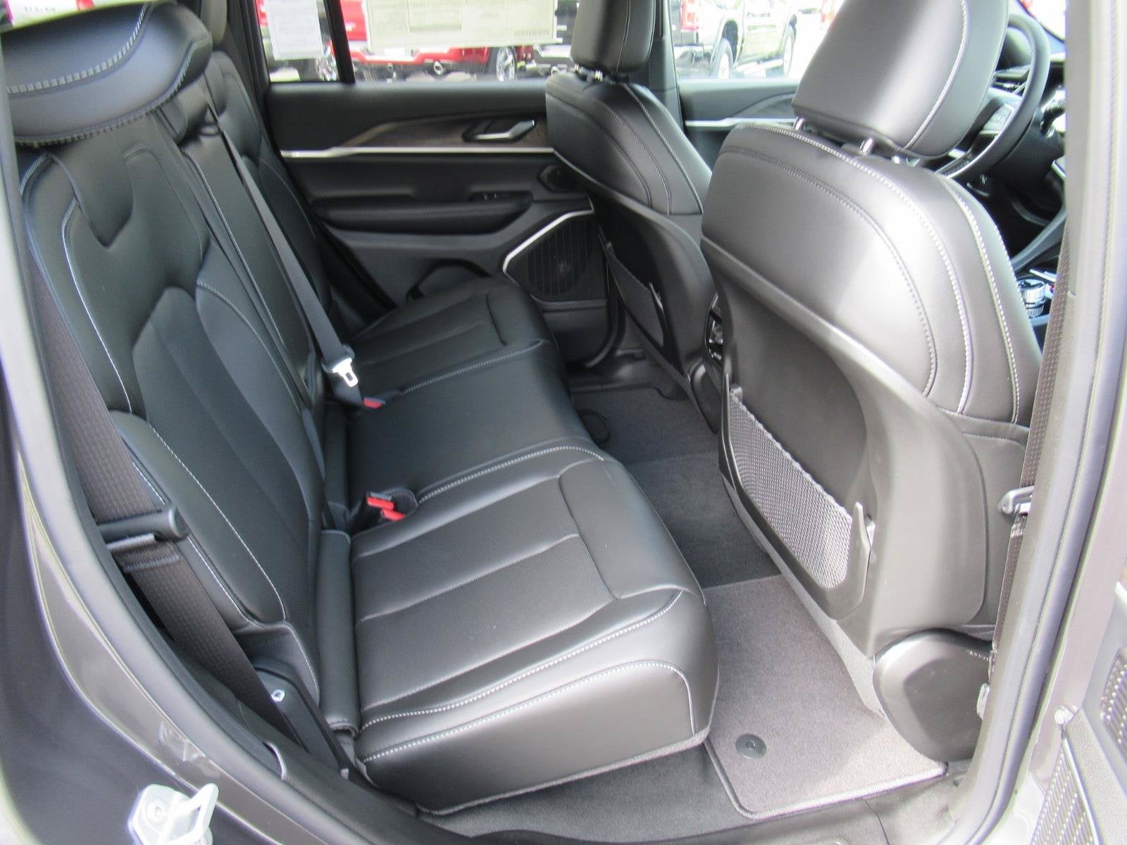 2026 Jeep Grand Cherokee GRAND CHEROKEE LIMITED 4X2