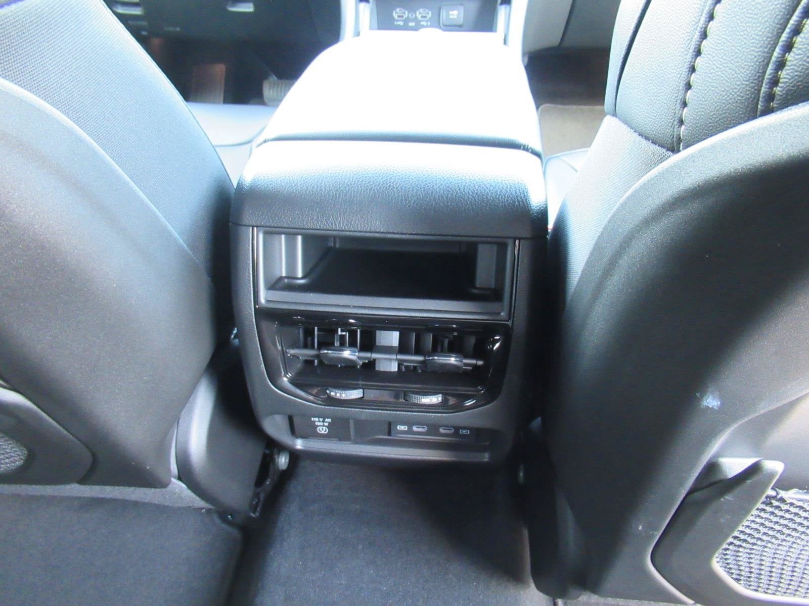 2027 Jeep Grand Cherokee GRAND CHEROKEE LIMITED 4X2