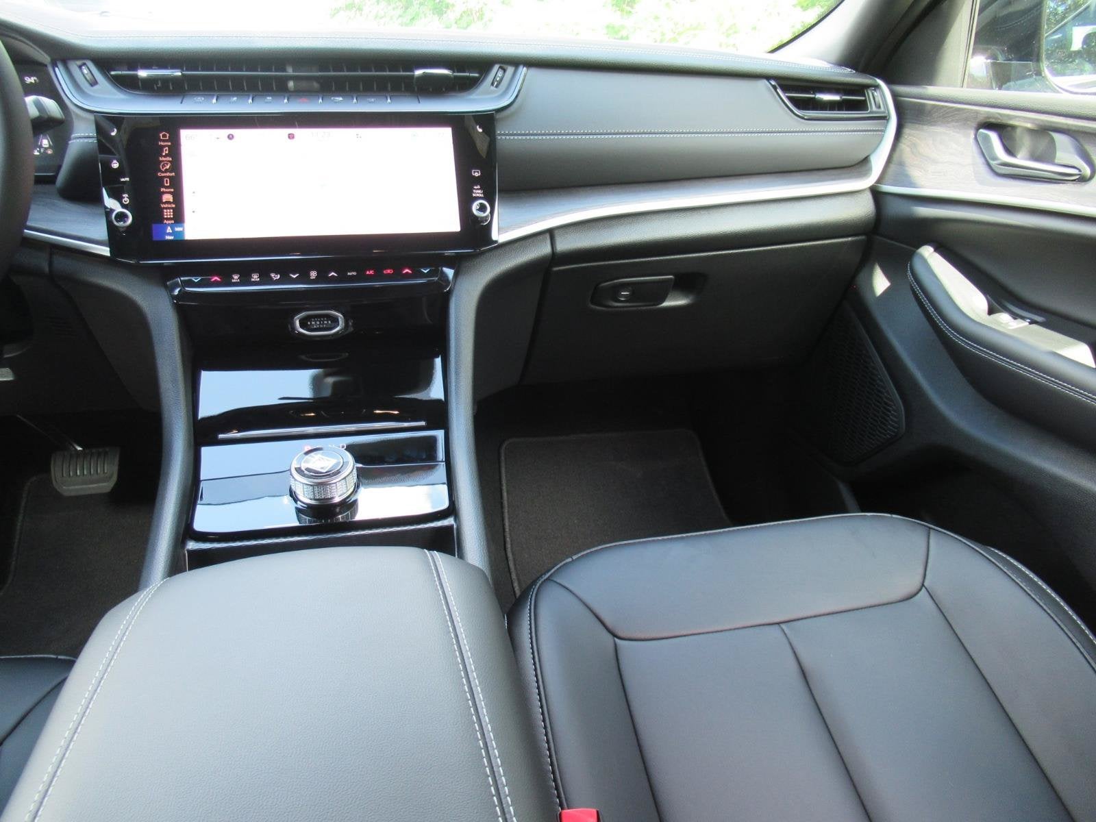 2027 Jeep Grand Cherokee GRAND CHEROKEE LIMITED 4X2