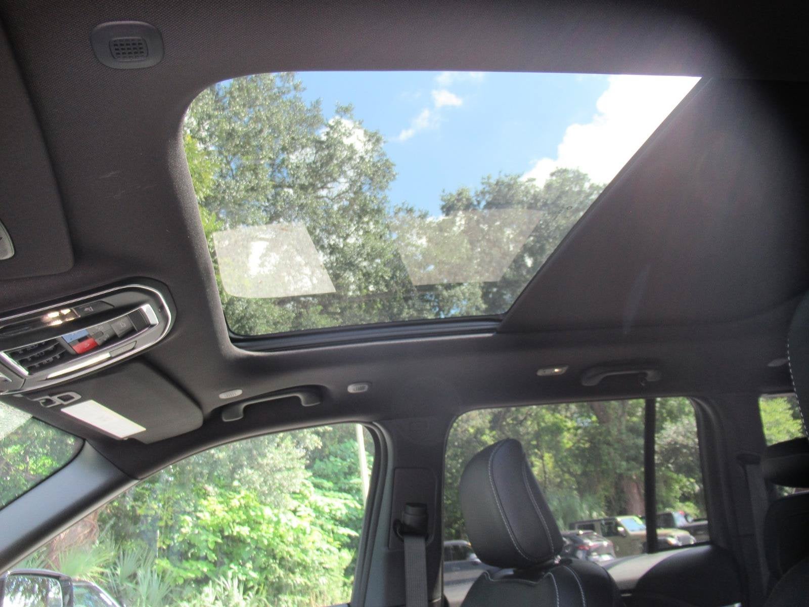 2027 Jeep Grand Cherokee GRAND CHEROKEE LIMITED 4X2