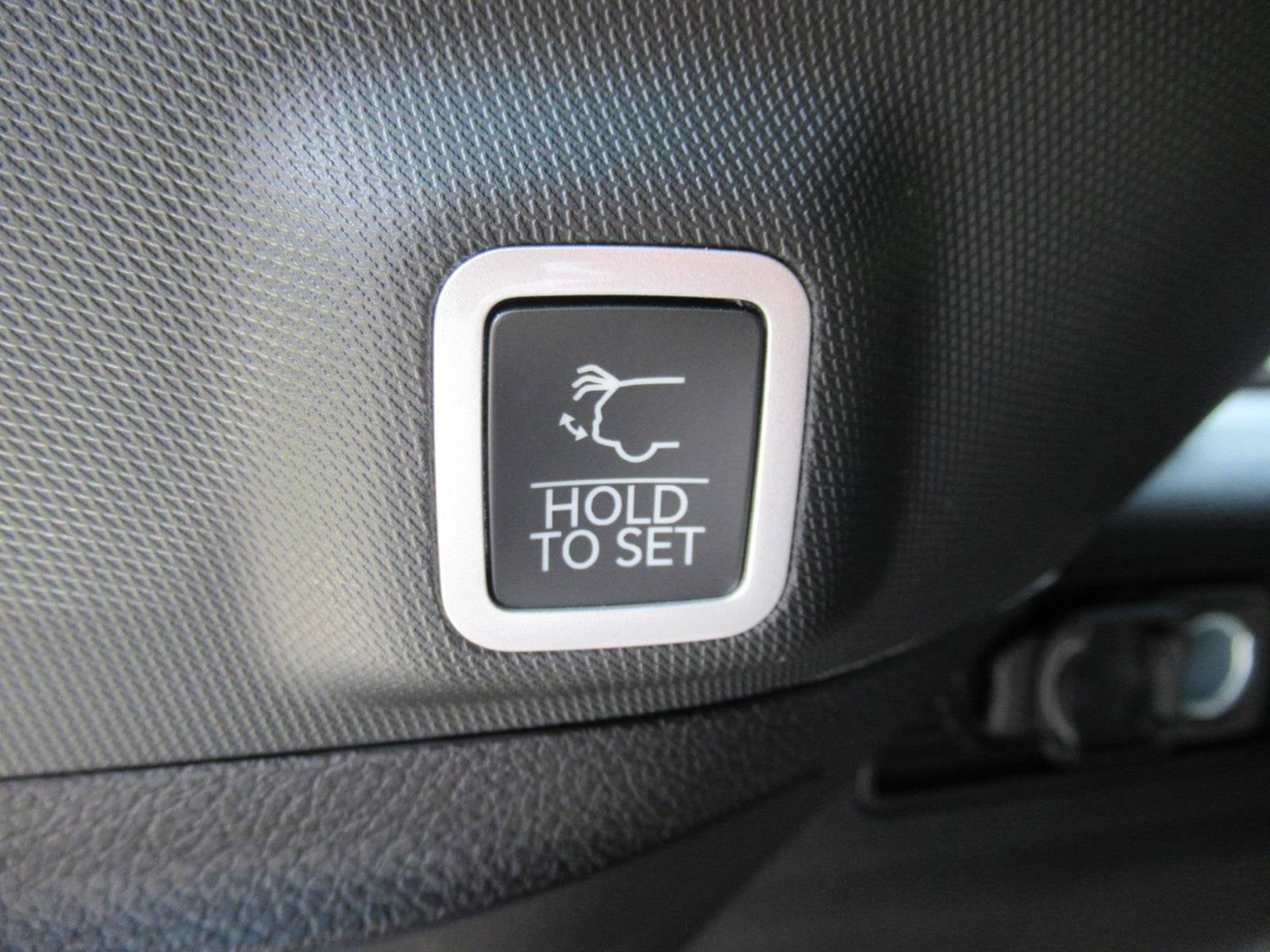 2027 Jeep Grand Cherokee GRAND CHEROKEE LIMITED 4X2