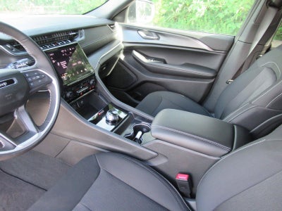 2026 Jeep Grand Cherokee GRAND CHEROKEE L LAREDO X 4X2