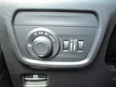 2026 Jeep Grand Cherokee GRAND CHEROKEE L LAREDO X 4X2