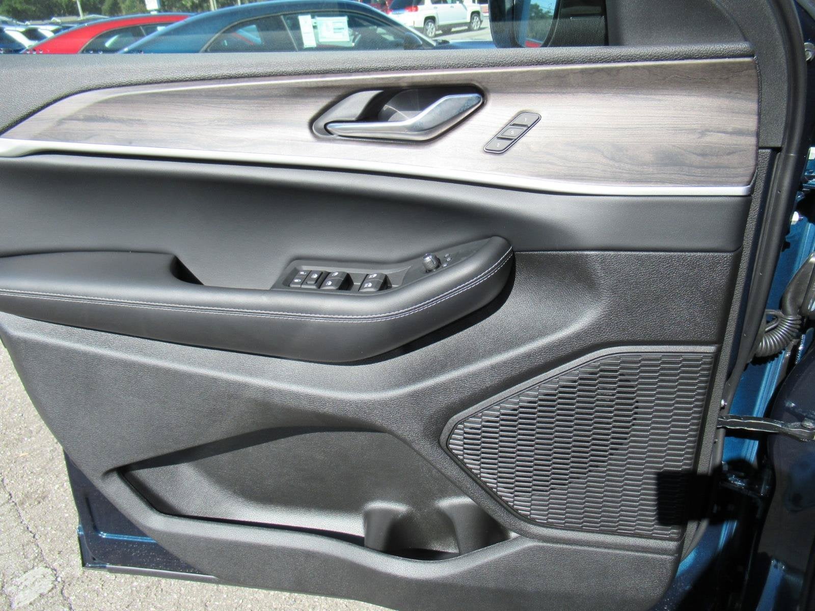 2027 Jeep Grand Cherokee GRAND CHEROKEE L LIMITED 4X2