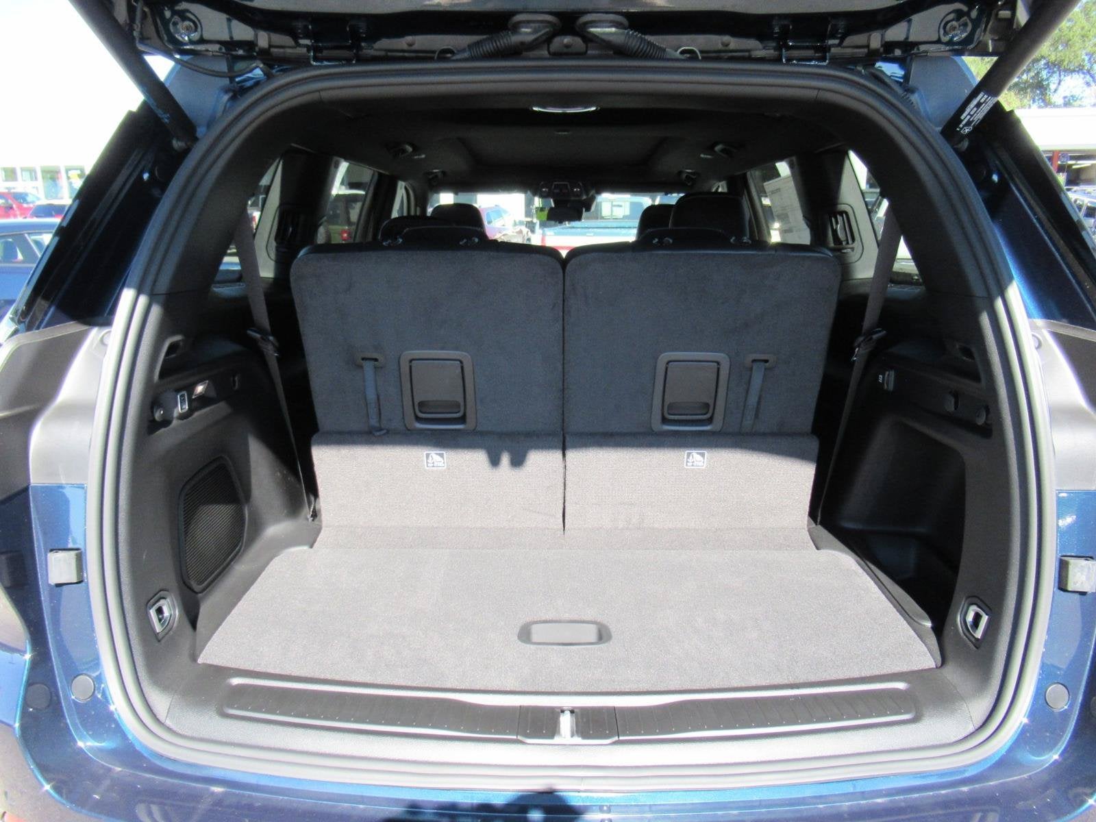 2027 Jeep Grand Cherokee GRAND CHEROKEE L LIMITED 4X2