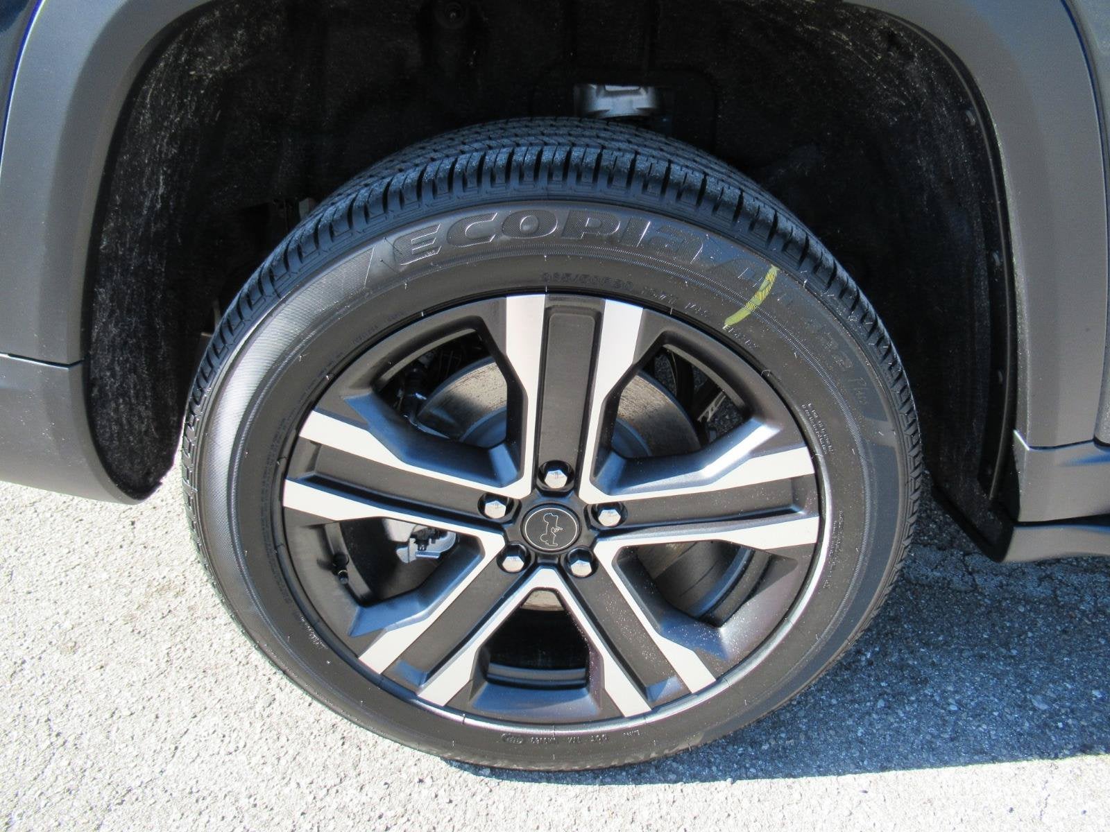 2027 Jeep Grand Cherokee GRAND CHEROKEE L LIMITED 4X2