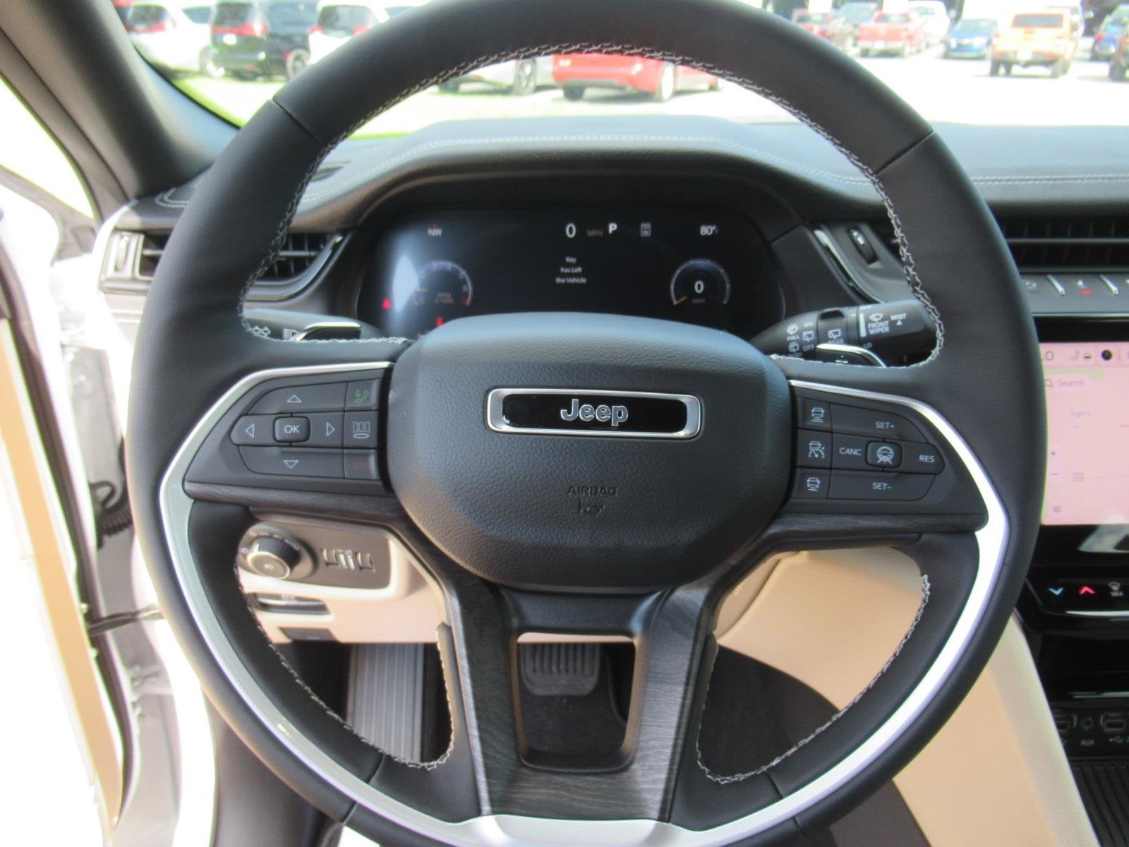 2027 Jeep Grand Cherokee GRAND CHEROKEE L LIMITED 4X2