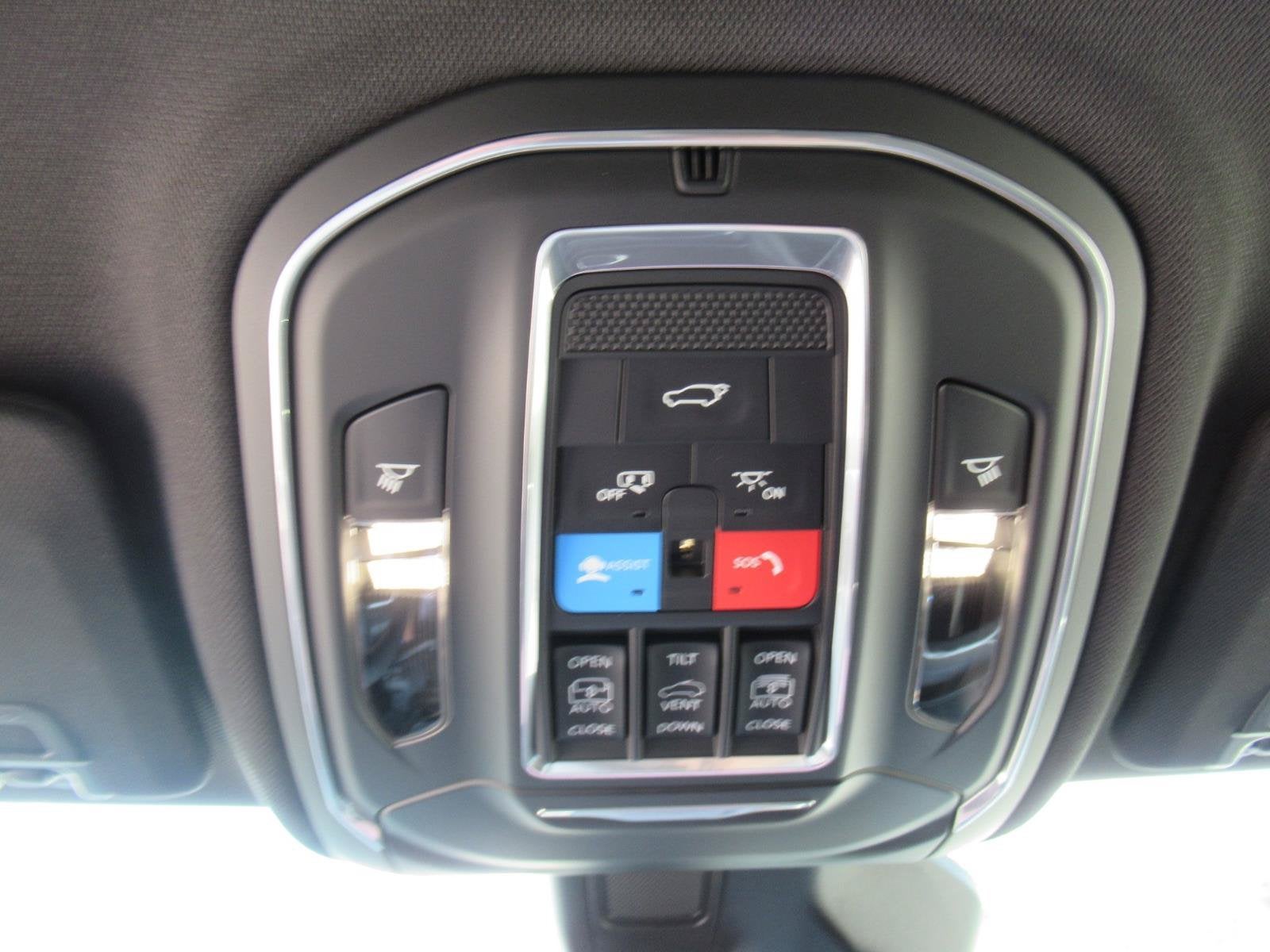 2027 Jeep Grand Cherokee GRAND CHEROKEE L LIMITED RESERVE 4X4
