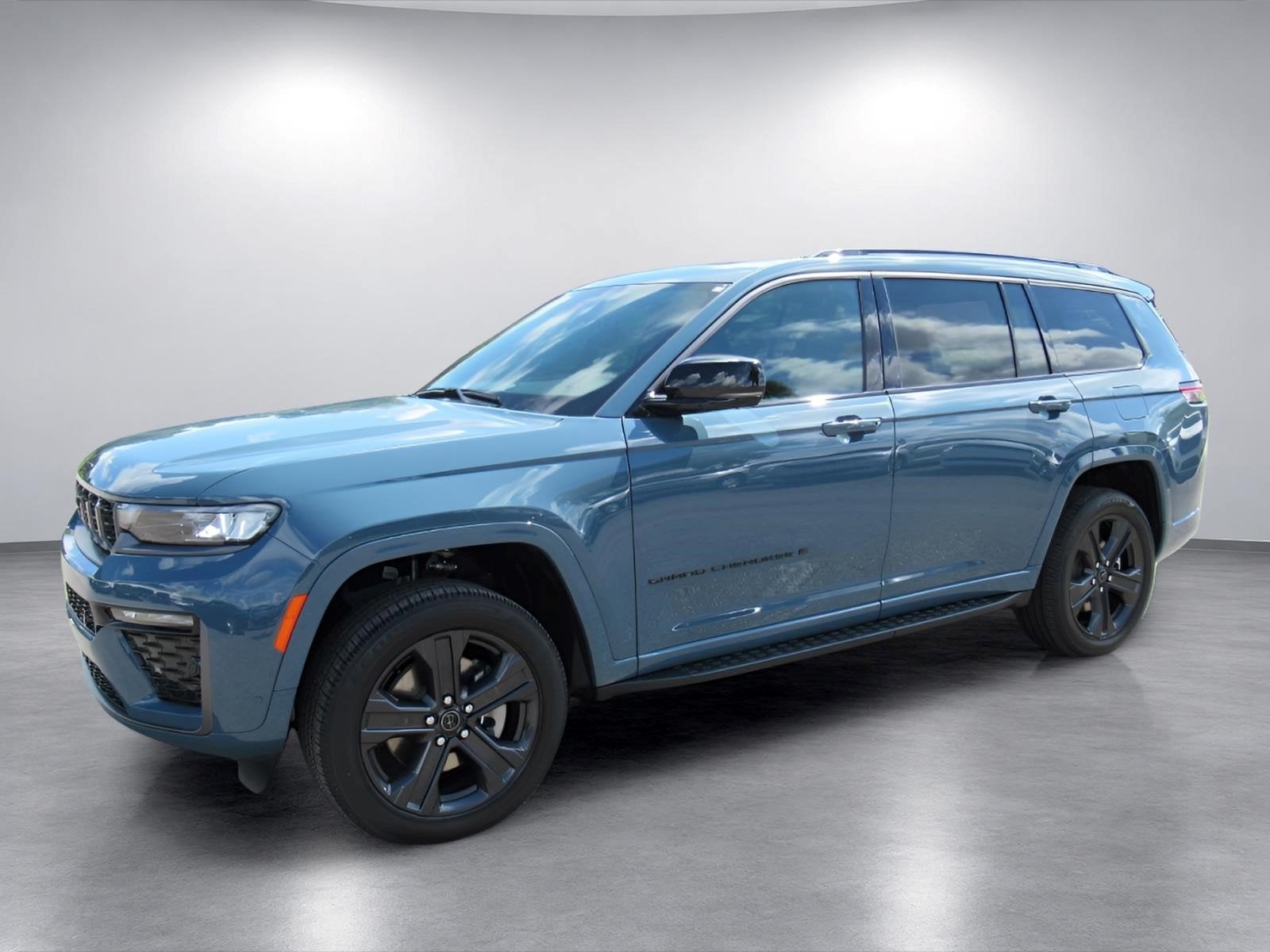 2027 Jeep Grand Cherokee GRAND CHEROKEE L LIMITED RESERVE 4X4
