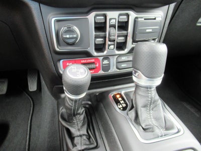 2026 Jeep Gladiator GLADIATOR MOJAVE X 4X4