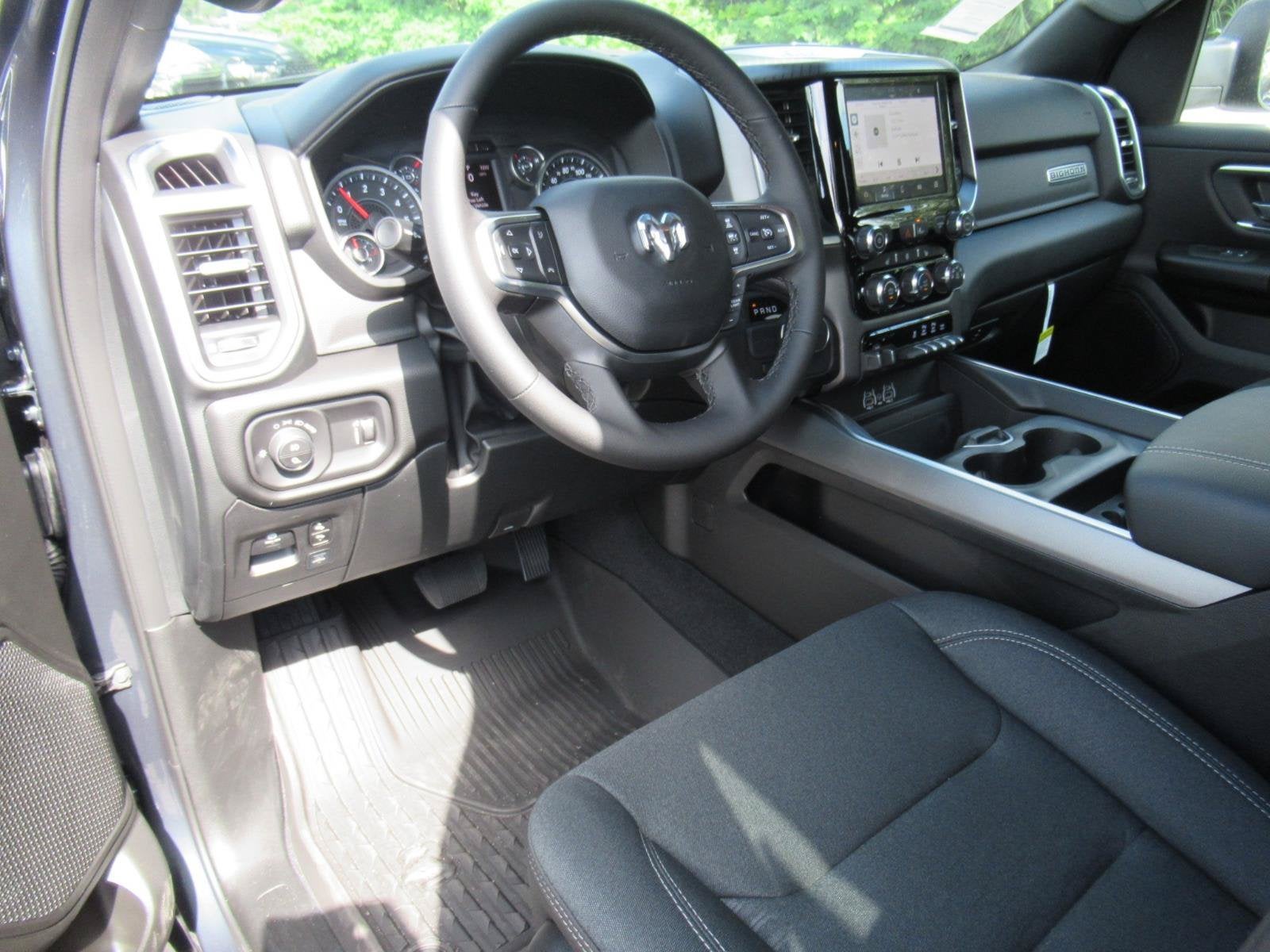 2026 RAM Ram 1500 RAM 1500 BIG HORN CREW CAB 4X2 6'4' BOX