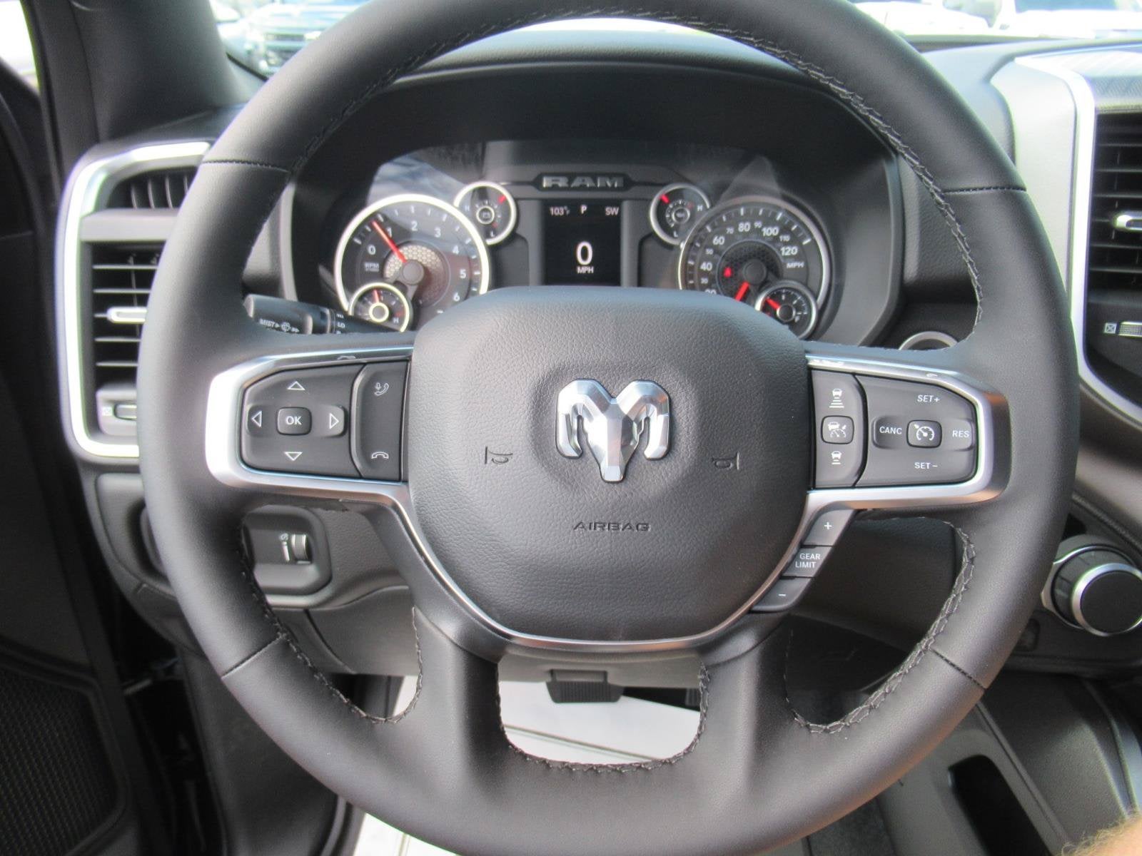 2026 RAM Ram 1500 RAM 1500 BIG HORN CREW CAB 4X2 6'4' BOX