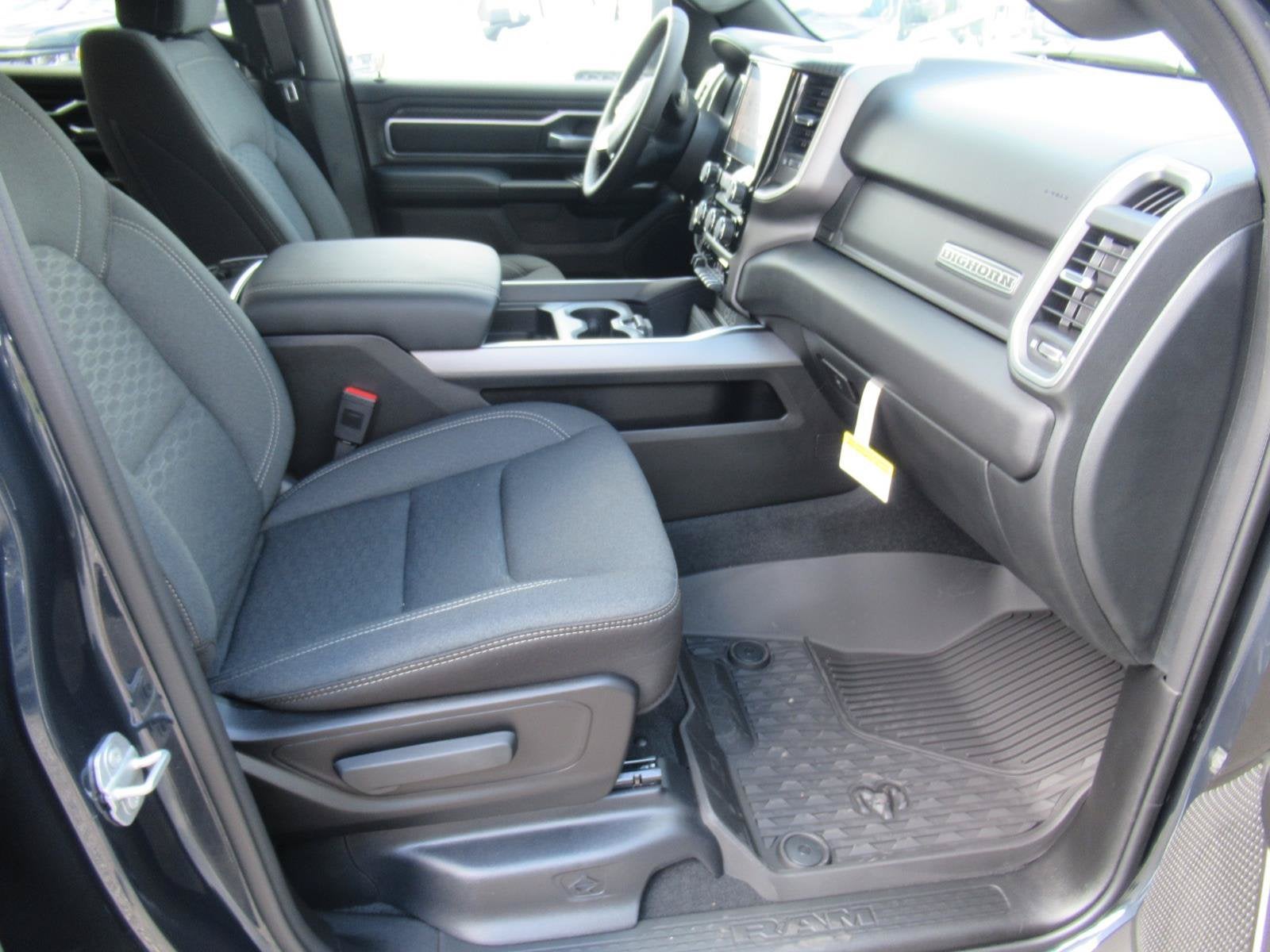 2026 RAM Ram 1500 RAM 1500 BIG HORN CREW CAB 4X2 6'4' BOX