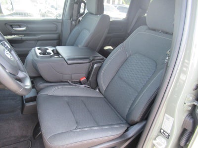 2026 RAM Ram 1500 RAM 1500 TRADESMAN CREW CAB 4X4 5'7' BOX