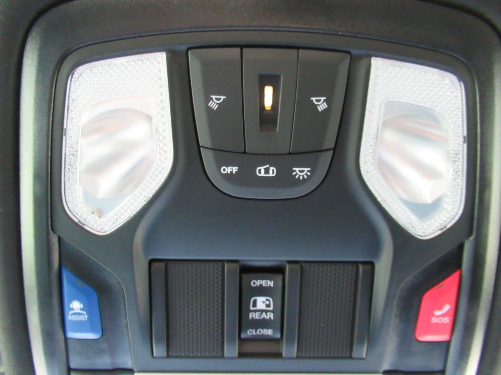 2025 RAM 1500 Big Horn Crew Cab 4x4 6'4' Box