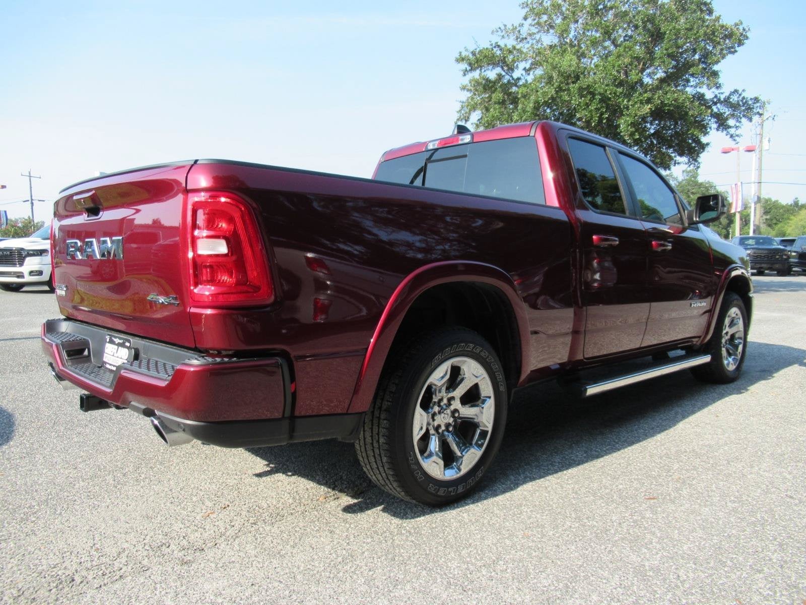 2025 RAM 1500 Big Horn Crew Cab 4x4 6'4' Box