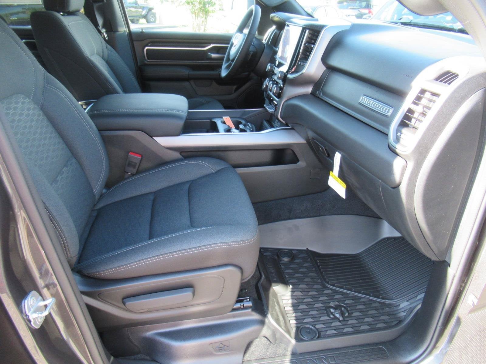 2027 RAM Ram 1500 RAM 1500 BIG HORN CREW CAB 4X4 5'7' BOX