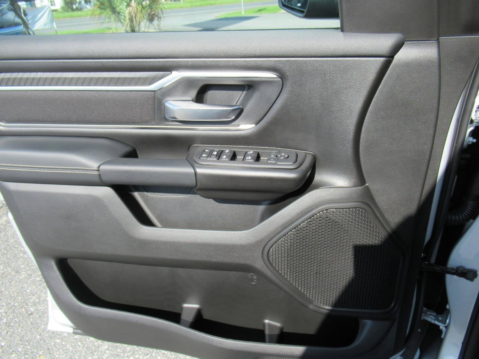 2027 RAM Ram 1500 RAM 1500 BIG HORN CREW CAB 4X4 5'7' BOX