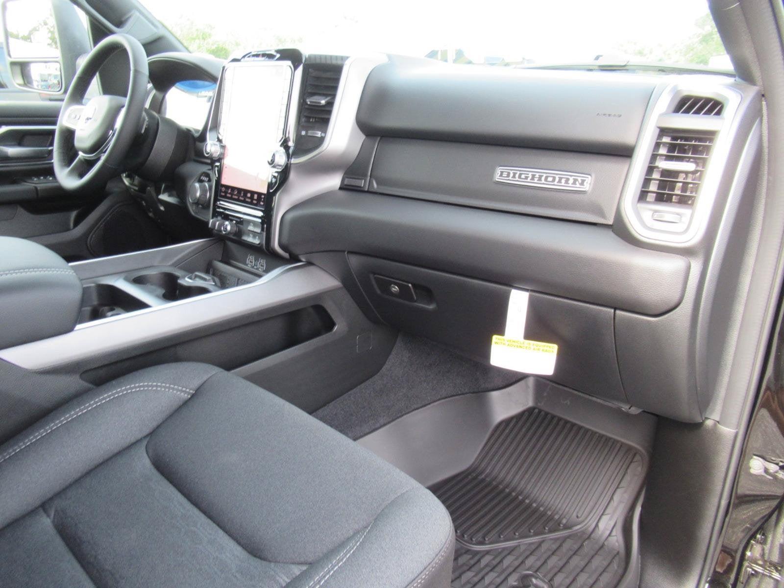2027 RAM Ram 1500 RAM 1500 BIG HORN CREW CAB 4X4 5'7' BOX
