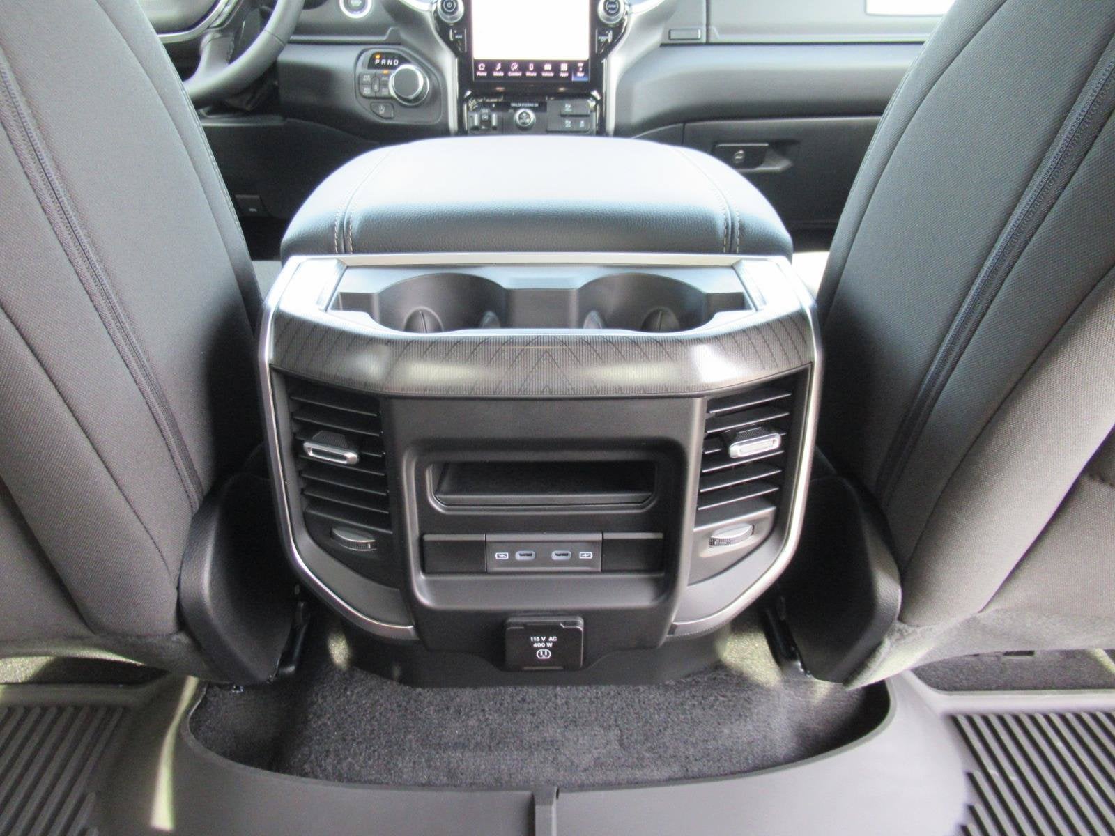 2027 RAM Ram 1500 RAM 1500 BIG HORN CREW CAB 4X4 5'7' BOX