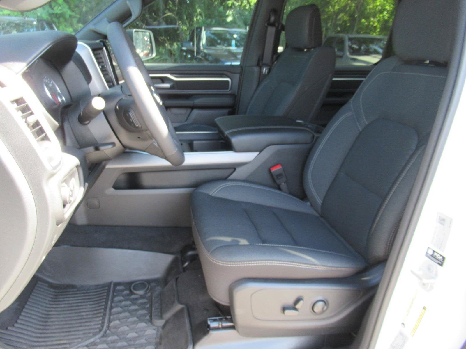 2026 RAM 1500 Big Horn Crew Cab 4x4 5'7' Box