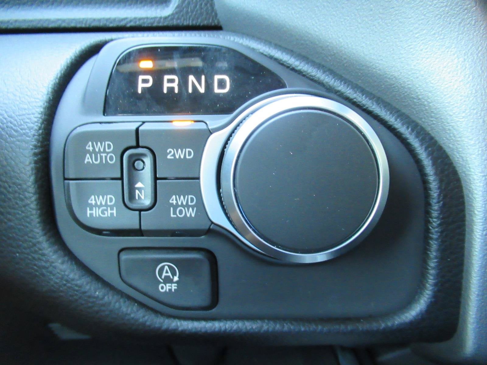 2026 RAM 1500 Big Horn Crew Cab 4x4 5'7' Box
