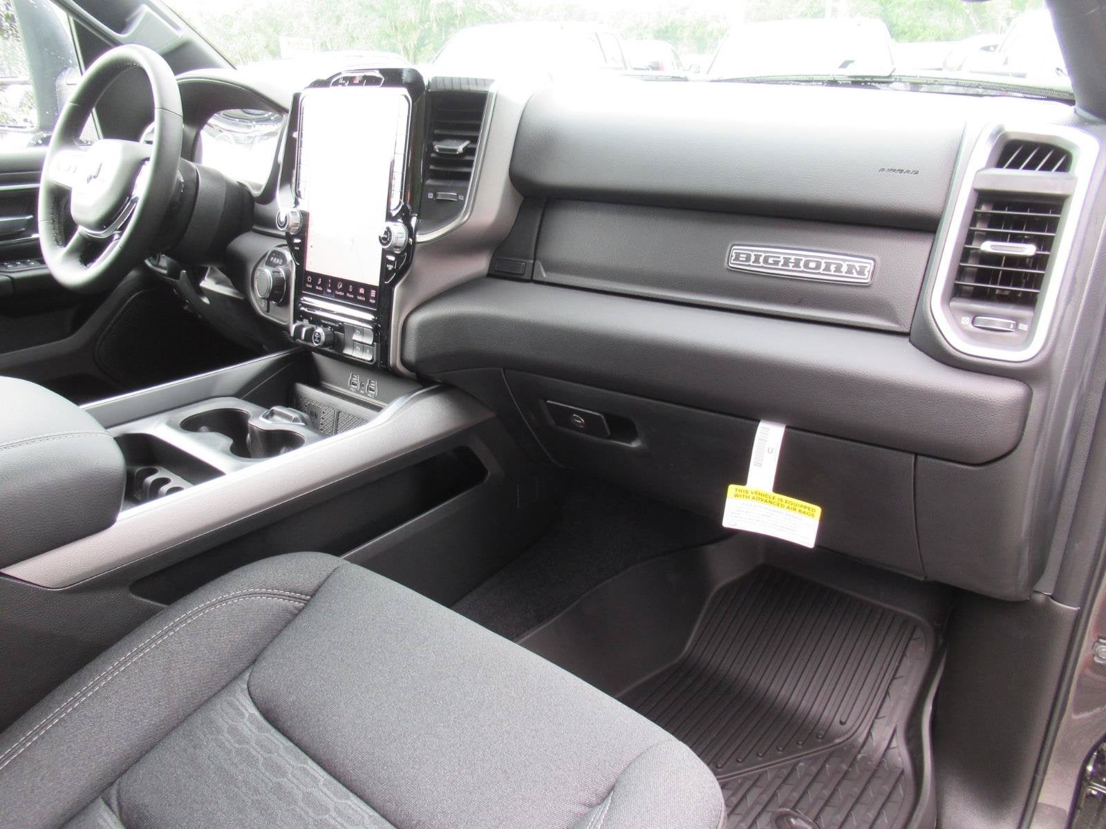 2027 RAM Ram 1500 RAM 1500 BIG HORN CREW CAB 4X4 5'7' BOX