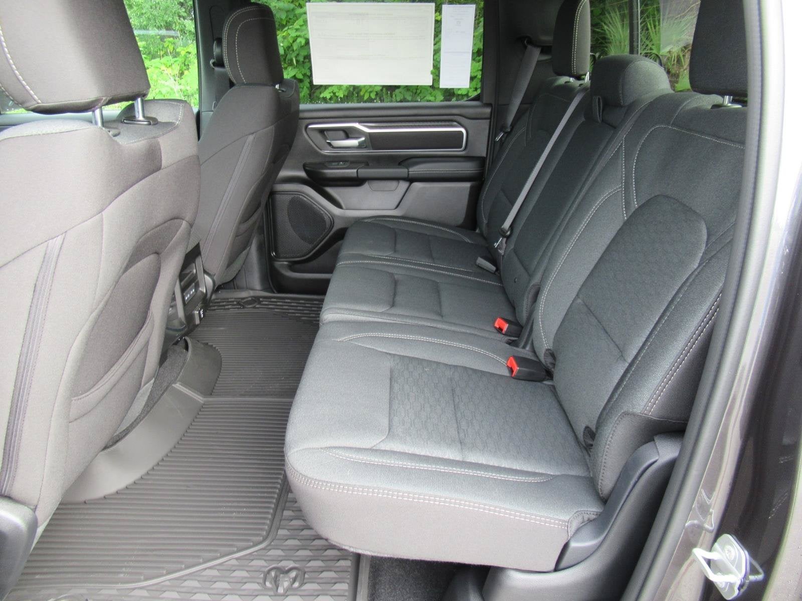 2027 RAM Ram 1500 RAM 1500 BIG HORN CREW CAB 4X4 5'7' BOX