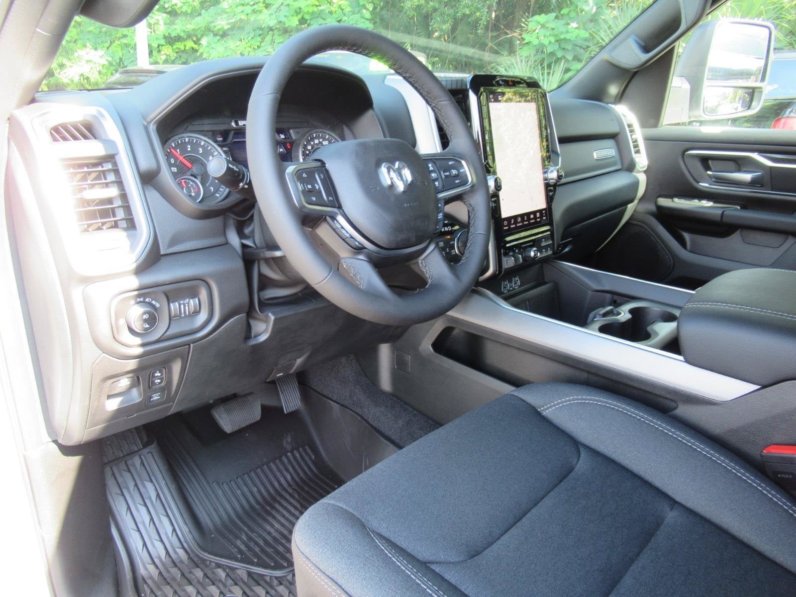 2027 RAM Ram 1500 RAM 1500 BIG HORN CREW CAB 4X4 5'7' BOX