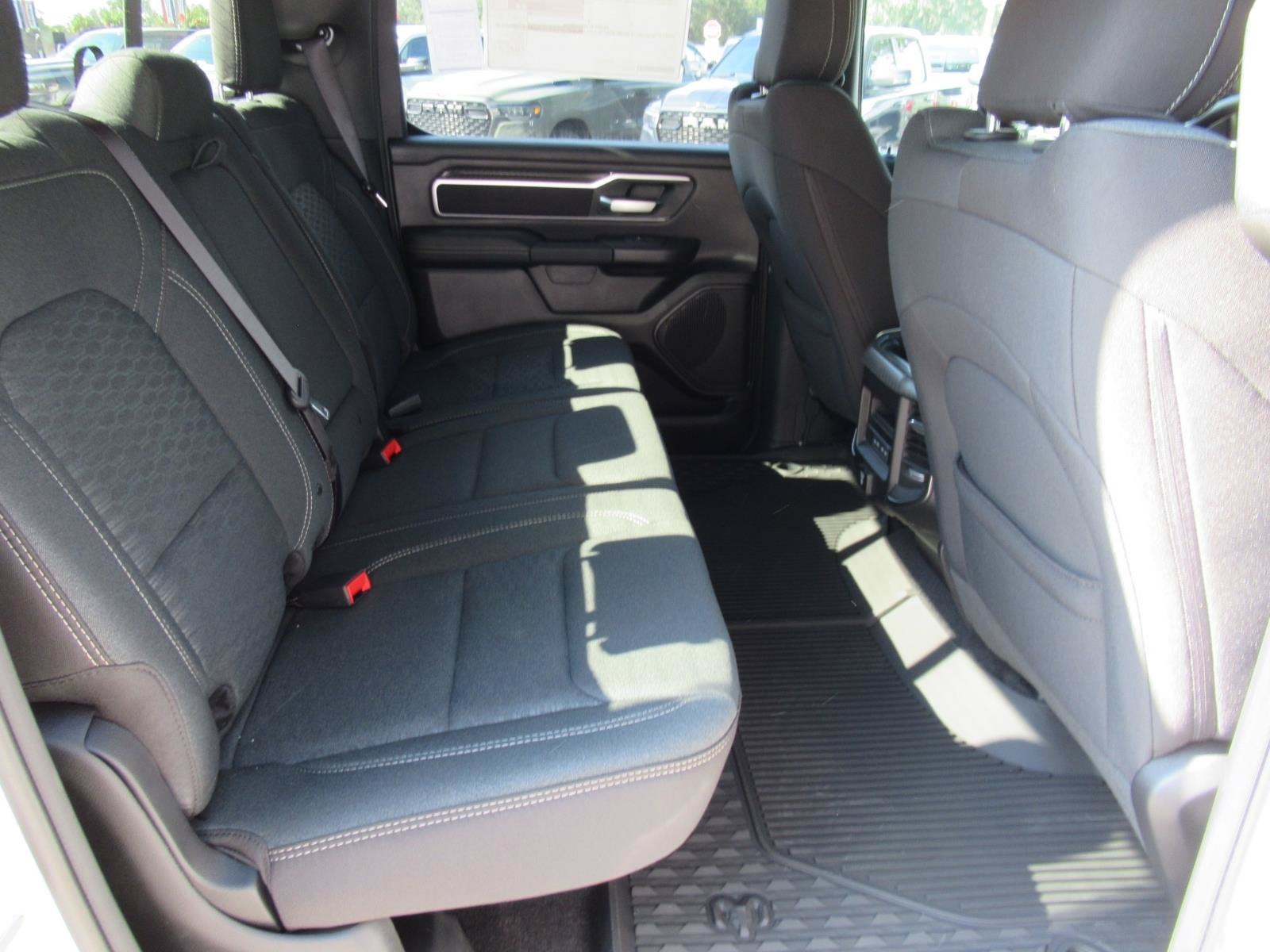 2027 RAM Ram 1500 RAM 1500 BIG HORN CREW CAB 4X4 5'7' BOX