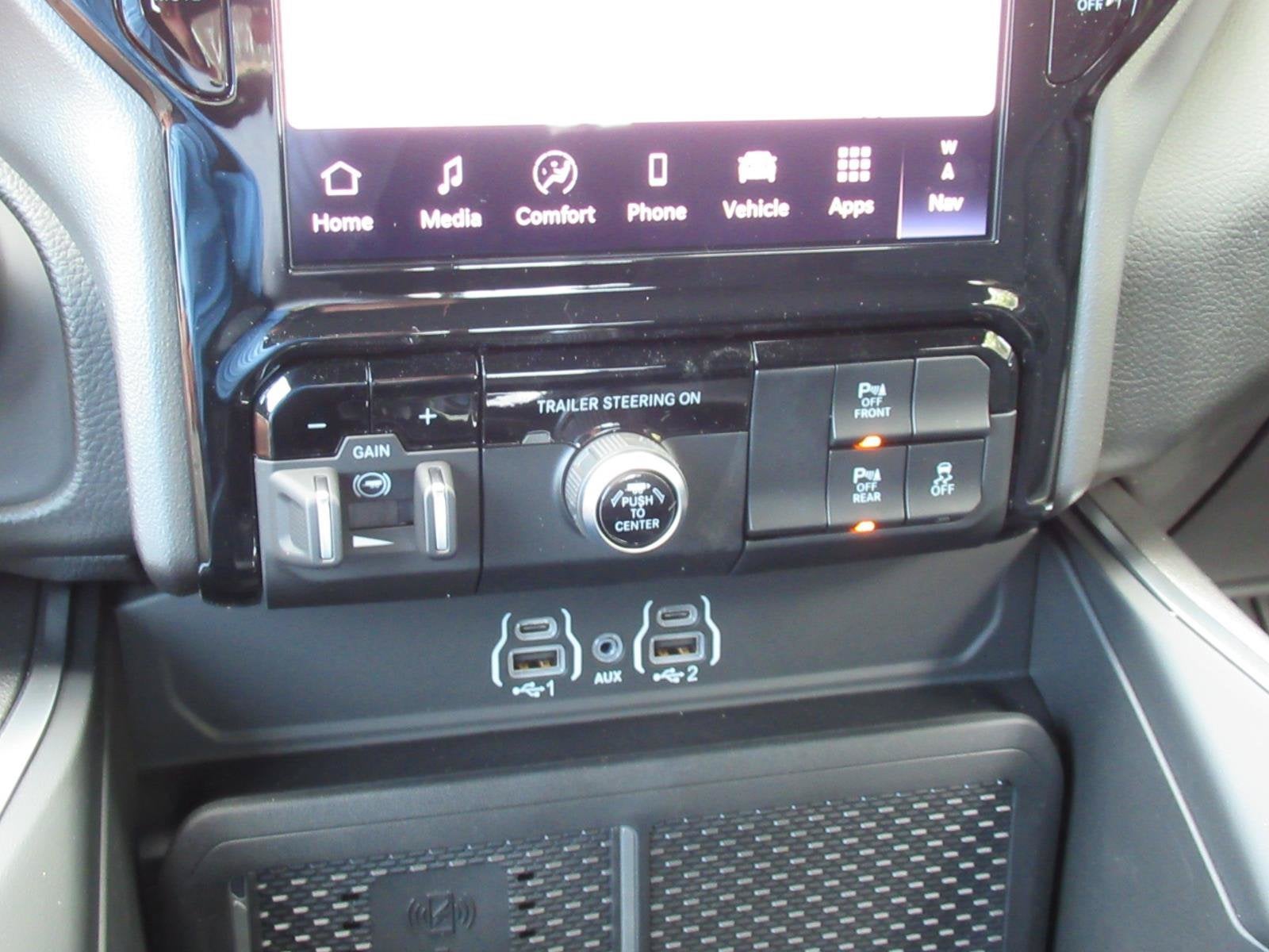 2027 RAM Ram 1500 RAM 1500 BIG HORN CREW CAB 4X4 5'7' BOX