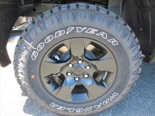 2027 RAM Ram 1500 RAM 1500 WARLOCK CREW CAB 4X4 5'7' BOX