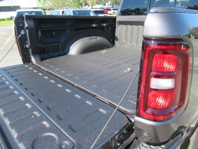 2027 RAM 1500 RAM 1500 EXPRESS CREW CAB 4X4 5'7' BOX