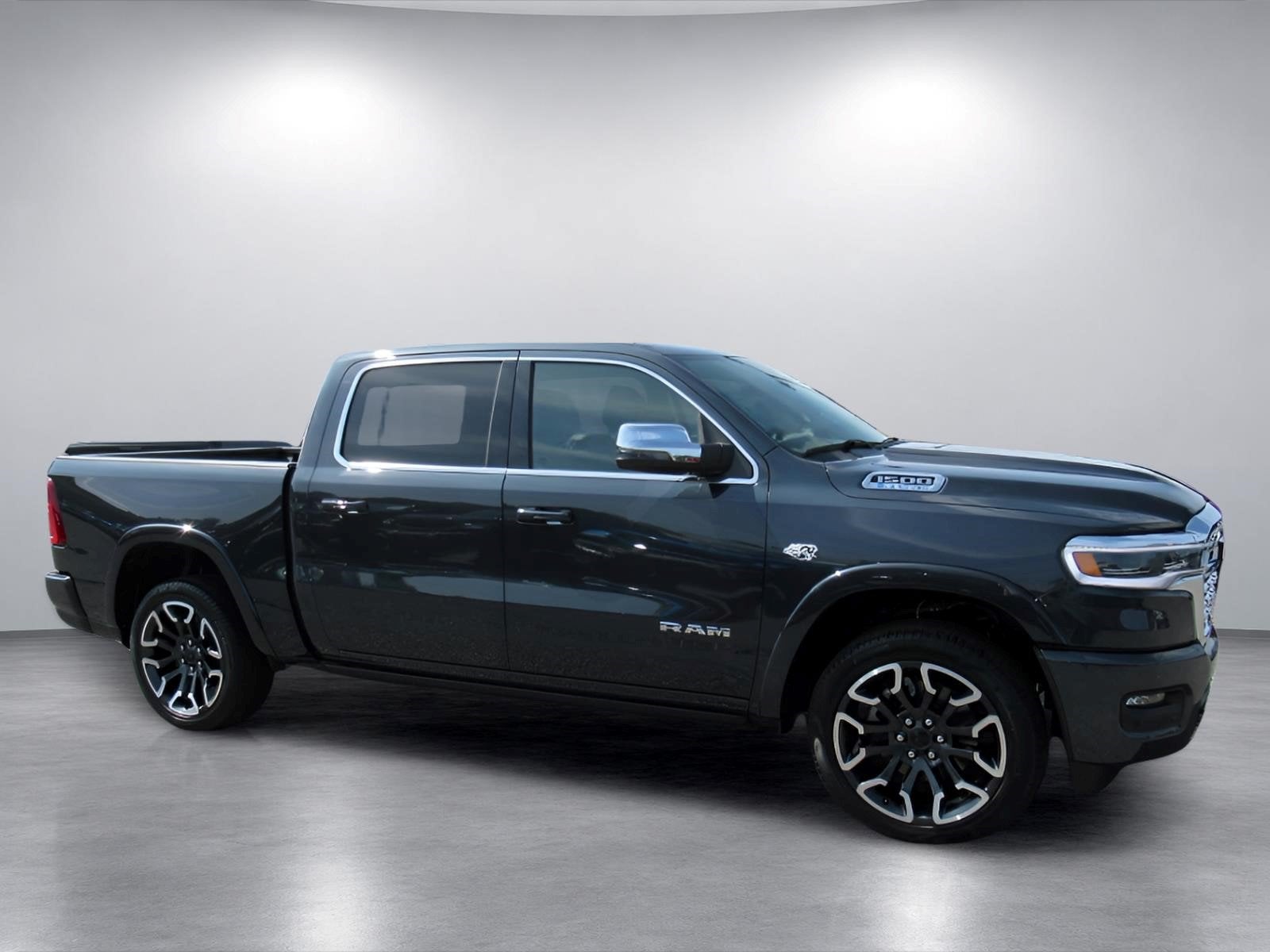 2026 RAM Ram 1500 RAM 1500 LIMITED LONGHORN CREW CAB 4X4 5'7' BOX
