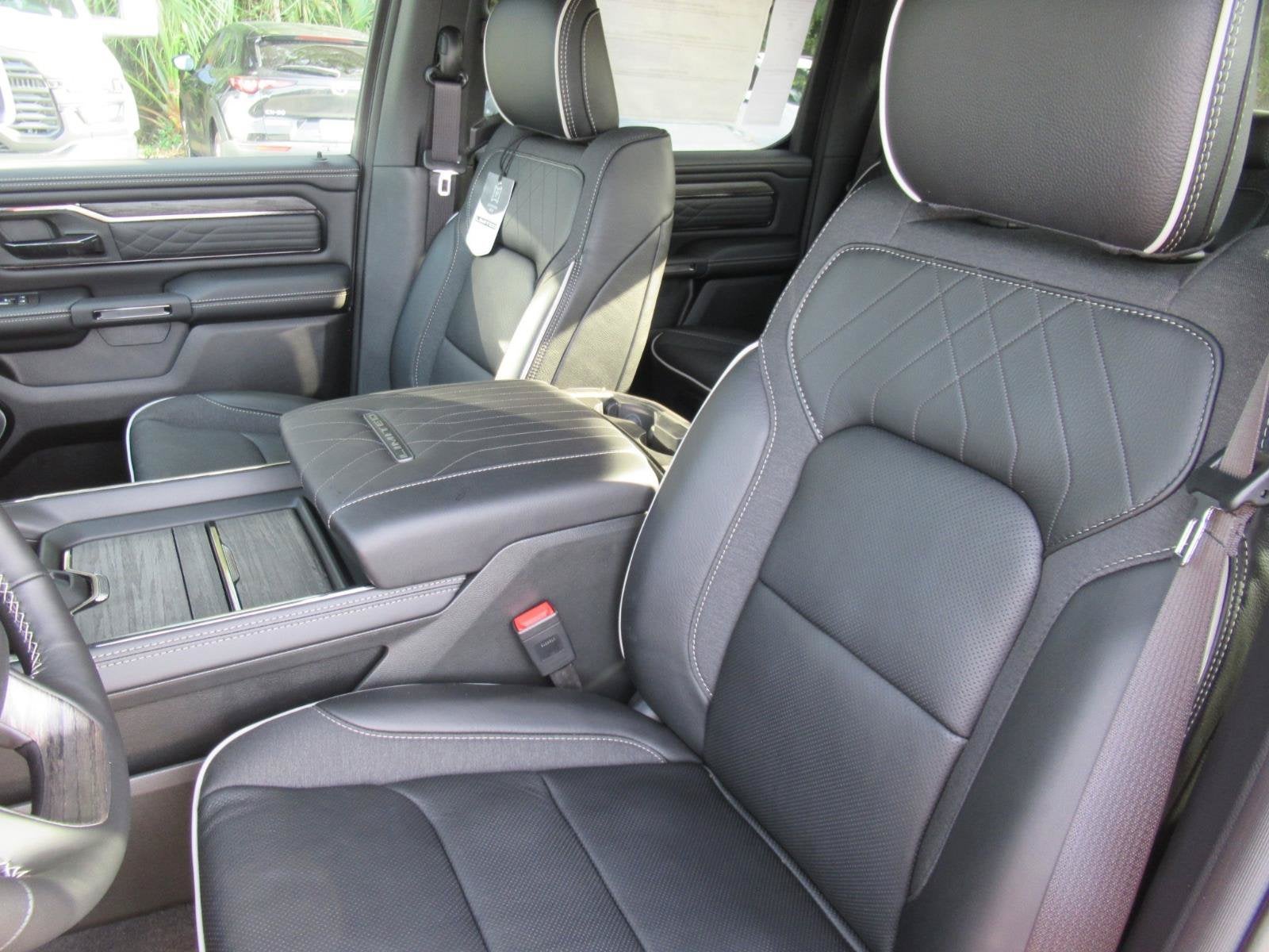 2027 RAM 1500 RAM 1500 LIMITED CREW CAB 4X4 5'7' BOX
