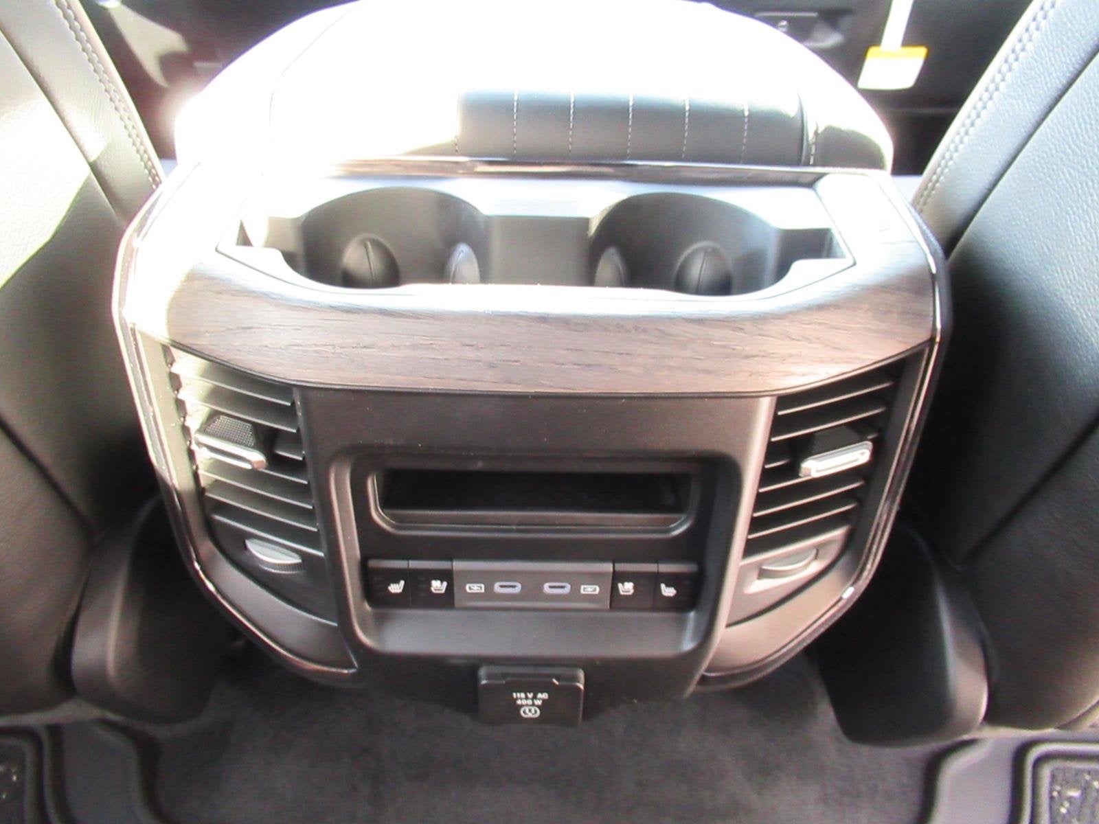 2027 RAM 1500 RAM 1500 LIMITED CREW CAB 4X4 5'7' BOX